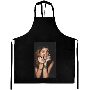 Discover Rihanna Singer Aprons