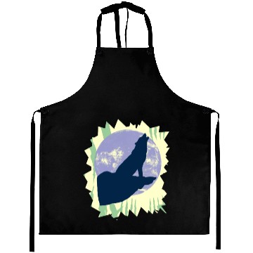 Discover Wolf howling Aprons