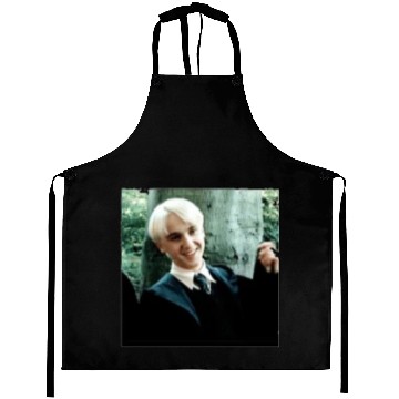 Discover draco Aprons
