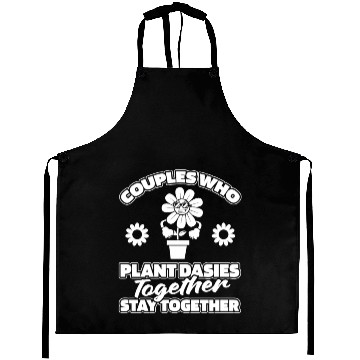 Discover Daisy Gardening Couple Aprons