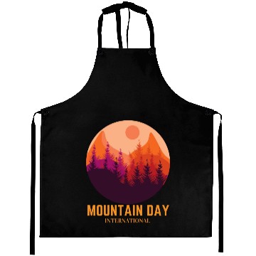 Discover mountain day International, Camping Gift, Forest Aprons