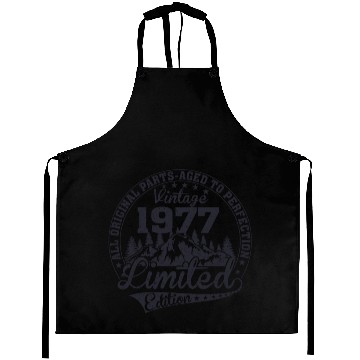 Discover 1977 vintage Birthday since 1977 Aprons