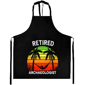 Discover Twilight of Discovery: A Retired Archaeologist Aprons