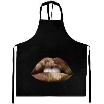 Discover Camo Lips Aprons