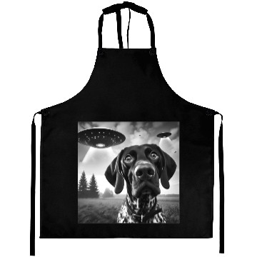 Discover German Shorthaired Pointer Funny Sci-fi Graphic Se Aprons