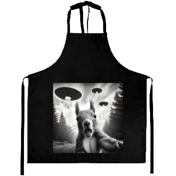 Discover Squirrel Sci-Fi Funny Graphic Selfie with UFOs Wei Aprons