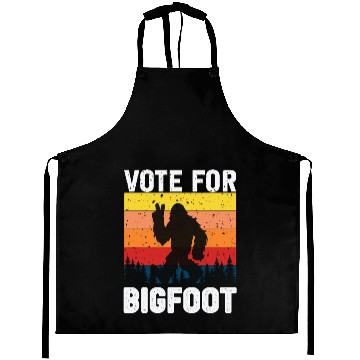 Discover Vote For Bigfoot Funny Retro Graphic Novelty Aprons