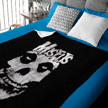 Discover Misfits Distressed Skull Baby Blankets