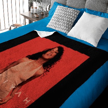 Discover Aaliyah Essential Baby Blankets