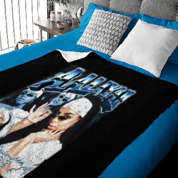 Discover Aaliyah Graphic Baby Blankets