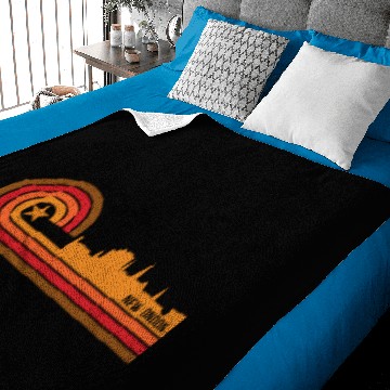 Discover Retro Style New London Connecticut Skyline Baby Blankets