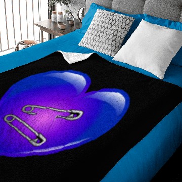 Discover Safety Pin Heart Baby Blankets