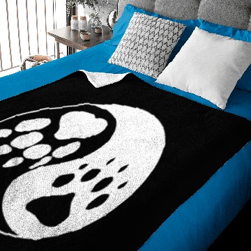 Discover Ying Yang Paw Baby Blankets