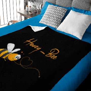Discover HONEY BEE Baby Blankets
