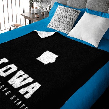 Discover Iowa Baby Blankets