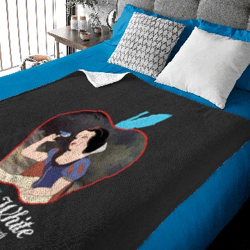 Discover Disney Princess - Snow White Apple Baby Blankets