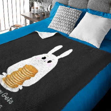 Discover Disney , Disney , Wreck It Ralph, Ralph breaks the internet, Bunny , pancakes , disney, the bunny gets the pancakes Baby Blankets