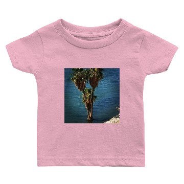 Discover A nice palm tree in the river photography Baby T-shirts
