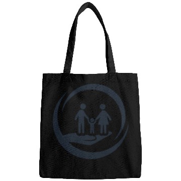 Discover One children with her parents Bags