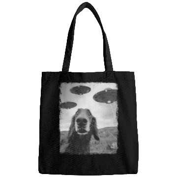 Discover Irish Setter Dog UFO Alien Extraterrestrial Selfie Bags