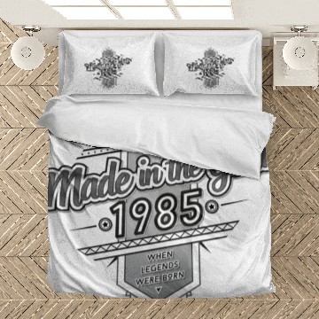 Discover 1985 - when legends... Bedding Sets