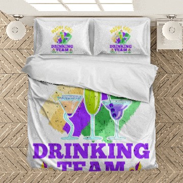 Discover Mardi Gras Drinking Team With A Rugby Problem Mardi Gras 1 Bedding Sets