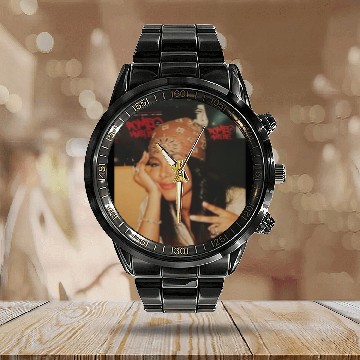 Discover Aaliyah Aesthetic Classic Calendar Steel Band Watch