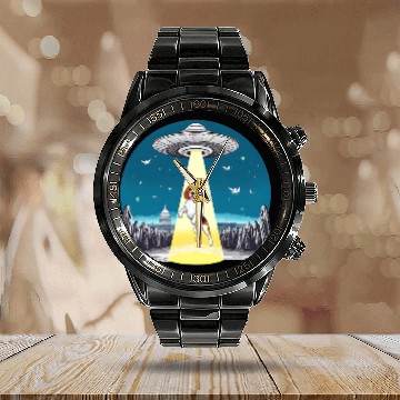 Discover UFO Beagle Beam Up Zip Calendar Steel Band Watch