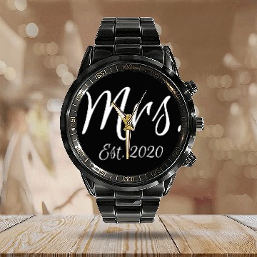 Discover Matching Script Mr & Mrs Bridal Bride Mrs Est 2020 Calendar Steel Band Watch