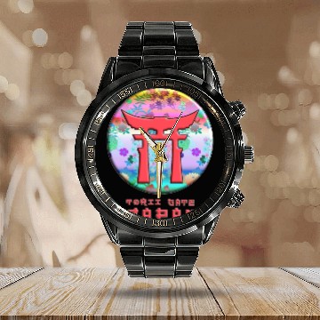 Discover Torii Gate Shinto Japan Asian Floral Pattern Calendar Steel Band Watch