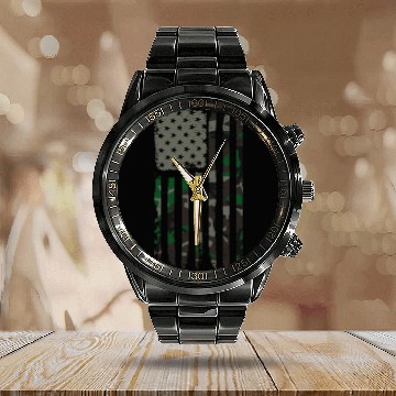 Discover Camouflage American Flag Jungle Camo USA Flag Calendar Steel Band Watch