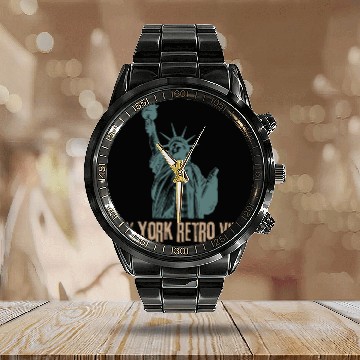 Discover “New York Retro Vibes – Classic City Nostalgia” Calendar Steel Band Watch