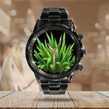 Discover Green Grass Calendar Steel Band Watch