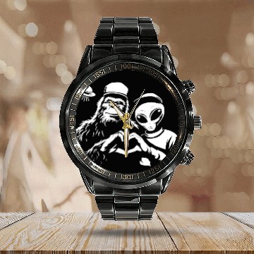 Discover Bigfoot and Alien Making Heart Hands Calendar Steel Band Watch