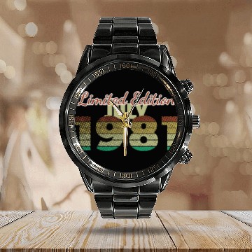 Discover 44th birthday Limited Edition SCR 07/1981 Calendar Steel Band Watch