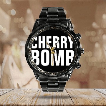 Discover VINTAGE s CHERRY BOMB Calendar Steel Band Watch
