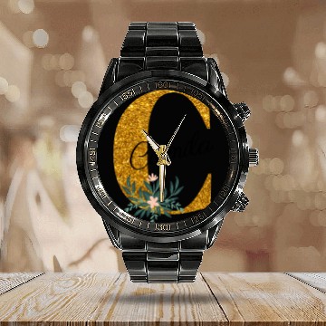 Discover Letter C Golden monogram Calendar Steel Band Watch