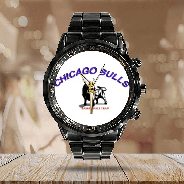 Discover CHICAGO BULLS Calendar Steel Band Watch
