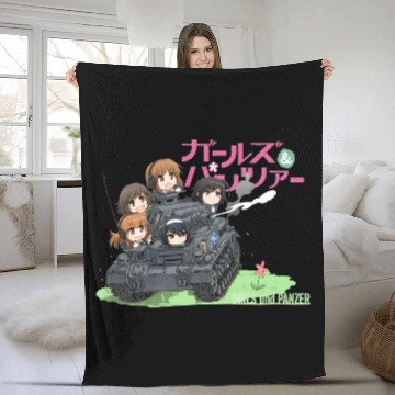 Discover Girls und Panzer Chibi Fleece Blankets