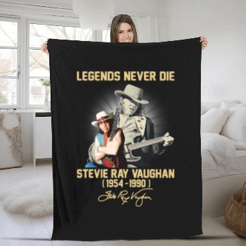 Discover Stevie Ray Vaughan legends never die Fleece Blankets