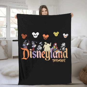 Discover Vintage Disneyland Nightmare Before Christmas Halloween Fleece Blankets