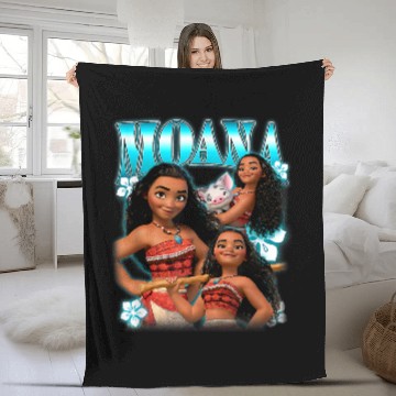 Discover Disney Moana Cute Pua And Moana Bravess Pose Collage 3D Fleece Blankets