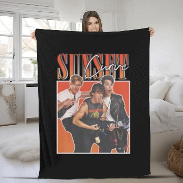 Discover Vintage Sunset Curve, Julie And The Phantom Fleece Blankets