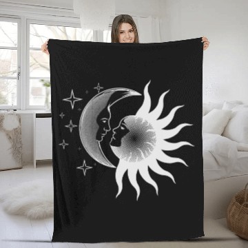 Discover vintages Sun And Moon Celestial Spirituality Fleece Blankets