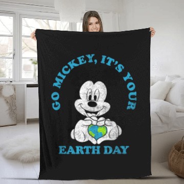 Discover Disney Mickey Classic Mickey Earth Day Heart Fleece Blankets