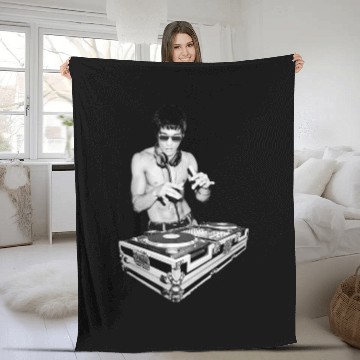 Discover DJ Bruce Lee Remastered V1 - Black and white - Bruce Dj - Fleece Blankets