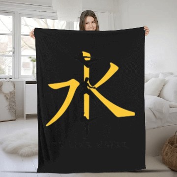 Discover Be like water - Bruce Lee - Fleece Blankets