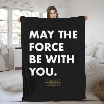 Discover Amazon Essentials Disney  Marvel  Star Wars  Princess Men's Short Sleeve Fleece Blankets
