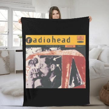 Discover Radiohead Band Creep Vintage Fleece Blankets