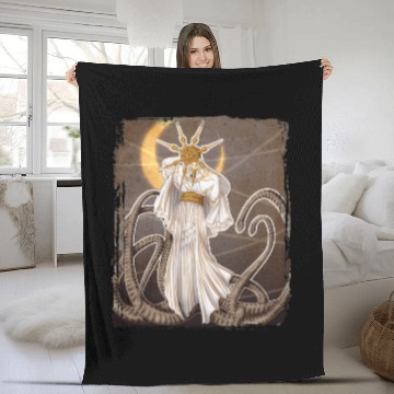 Discover Dark Sun Gwyndolin Fleece Blankets